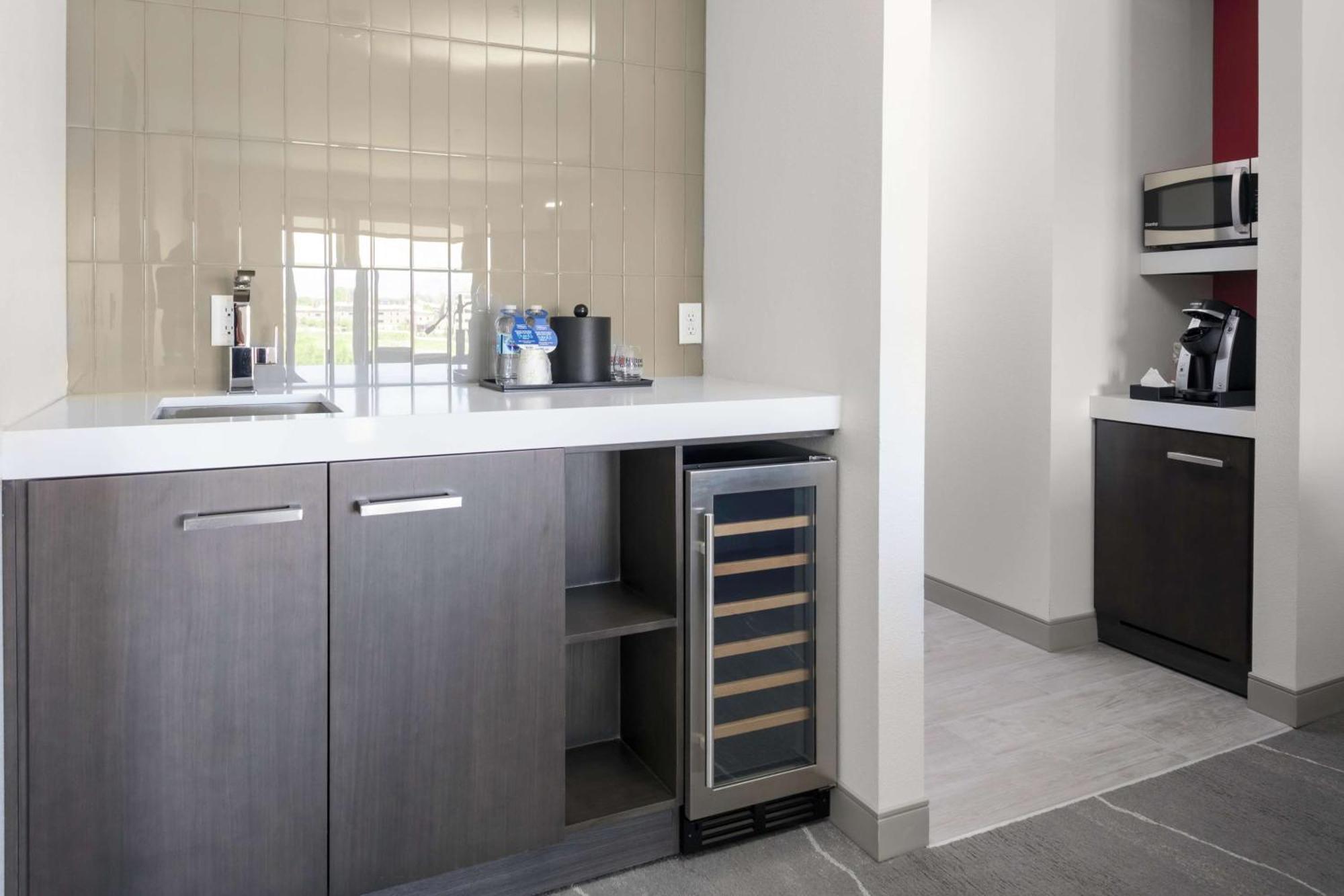 Hilton Garden Inn Denver/ת'ורנטון מראה חיצוני תמונה